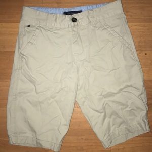 Tommy Hilfiger khakis shorts